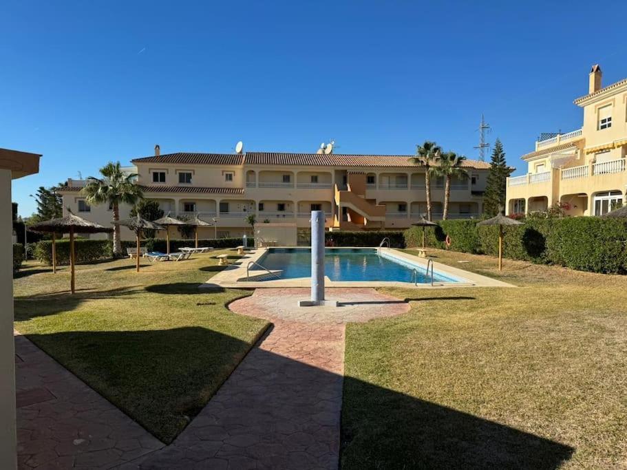 Nuevo Torrox Deluxe Beach & Piscina Exterior foto